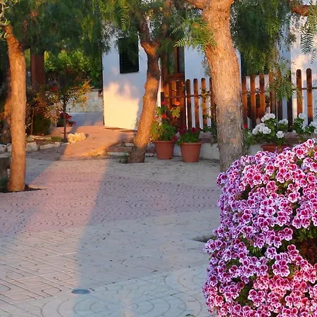 Bed And Breakfast La Casetta Bed & Breakfast Macchia di Monte