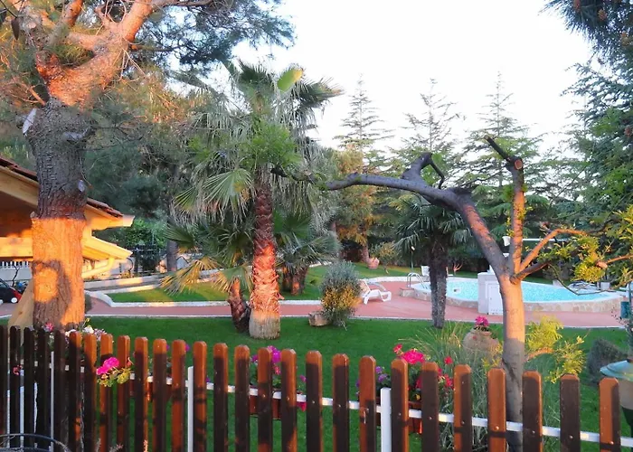 Bed And Breakfast La Casetta Bed & Breakfast Macchia di Monte