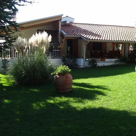 Bed And Breakfast La Casetta Bed & Breakfast 3*