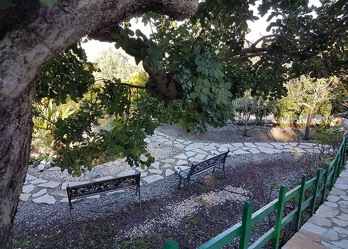 La Casetta 3* 마키아 디 몬테